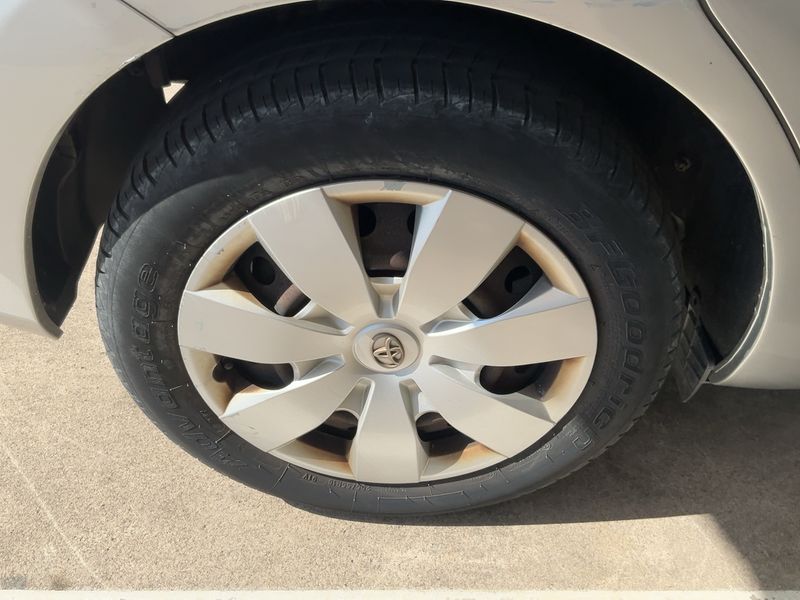 Toyota Auris 1.4 Turbodiesel Live 2010 – снимка 9