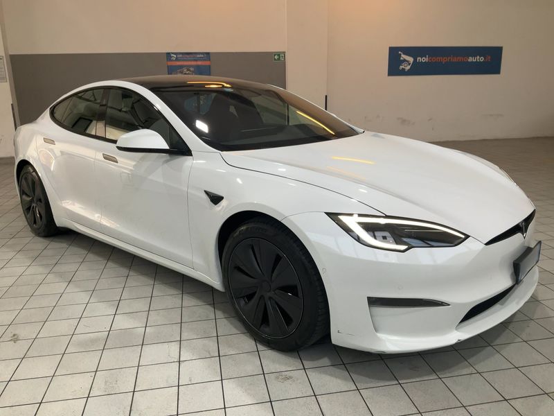 Tesla Model S Max Range — zdjęcie 8