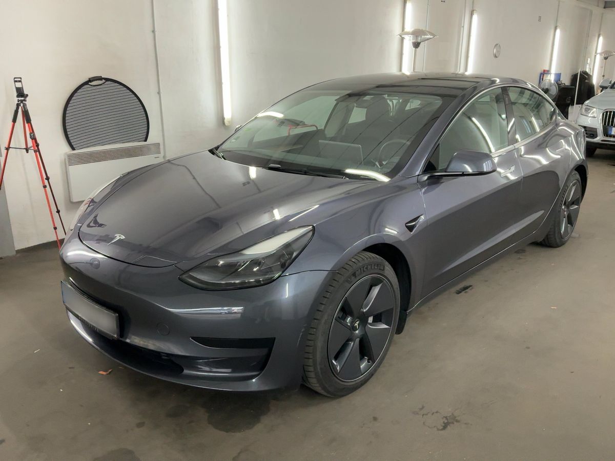 Tesla Model 2023