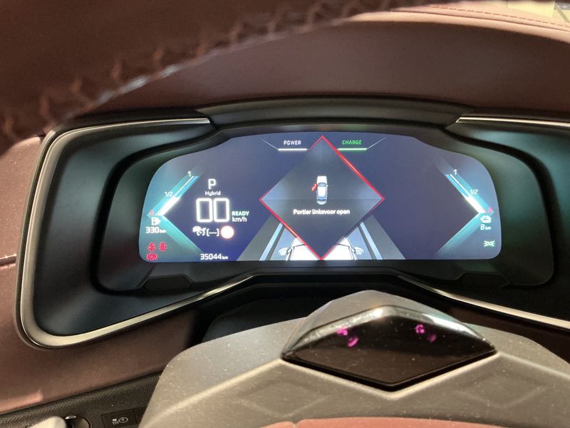 DS Automobiles DS9 1.6 E-Tense Hybrid 4x4 Rivoli + — zdjęcie 13