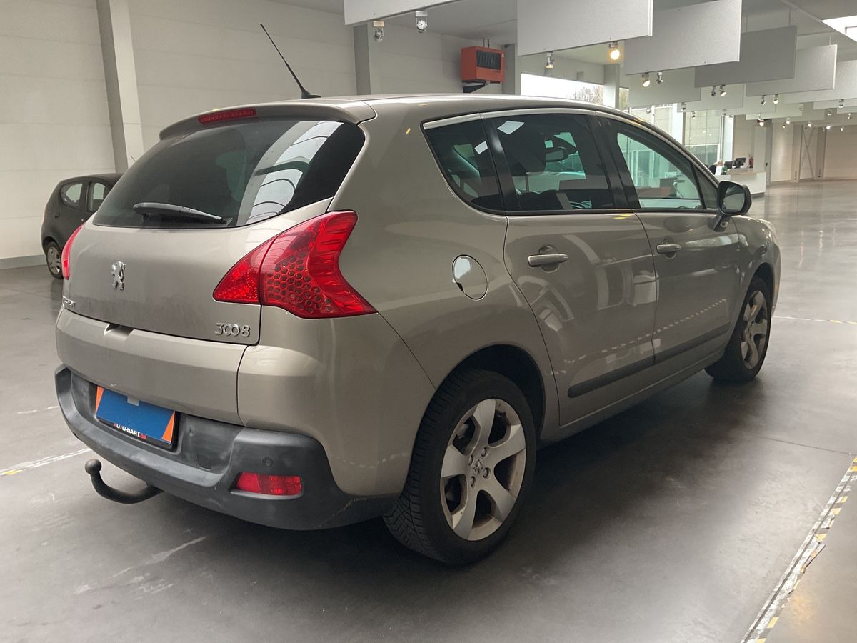 Peugeot 3008 1.6 Active