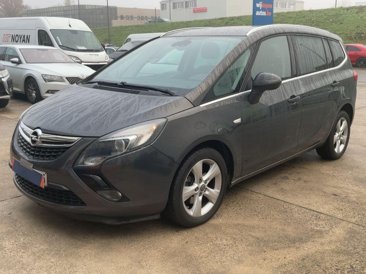 Opel Zafira 2016