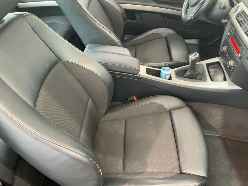 BMW 3er 330d 2010 – снимка 16