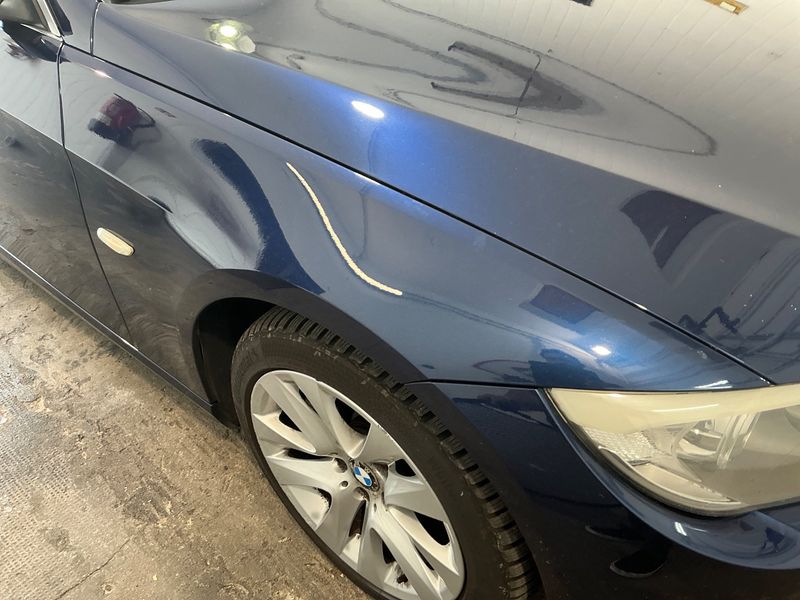 BMW 3er 330d 2010 – снимка 22