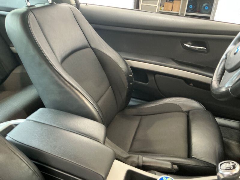 BMW 3er 330d 2010 – снимка 27