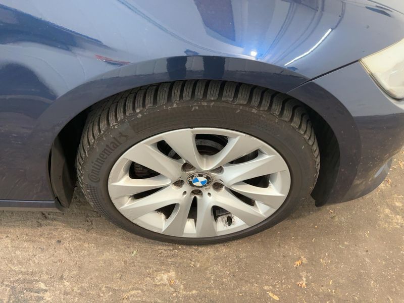 BMW 3er 330d 2010 – снимка 11