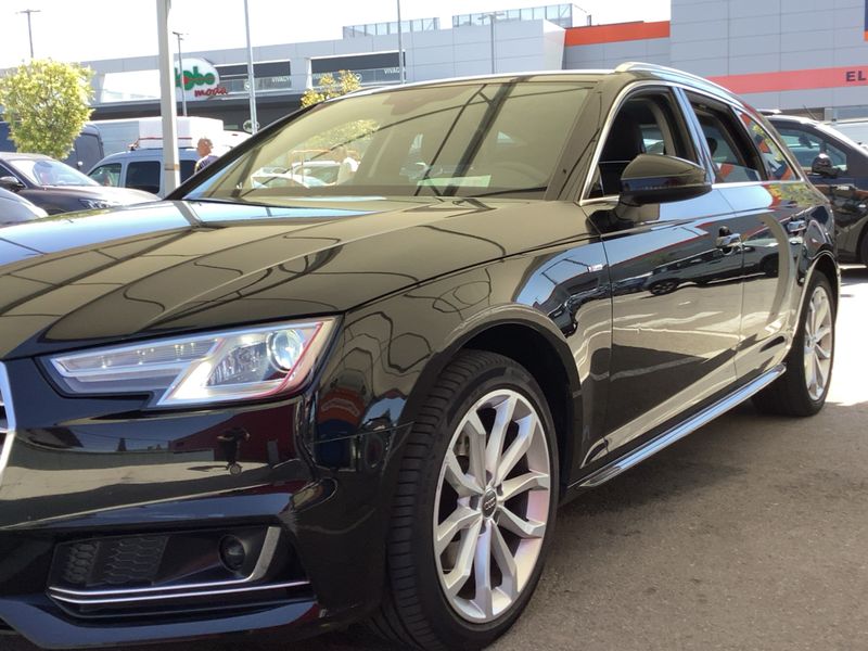 Audi A4 2.0 TDI Sport — zdjęcie 2