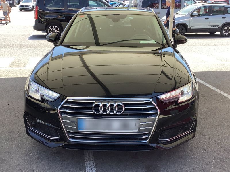 Audi A4 2.0 TDI Sport — zdjęcie 9