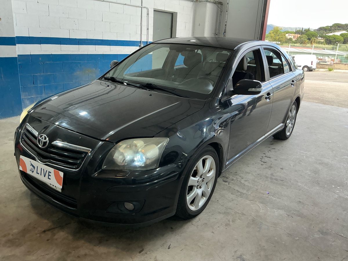 Toyota Avensis 2.0 Executive