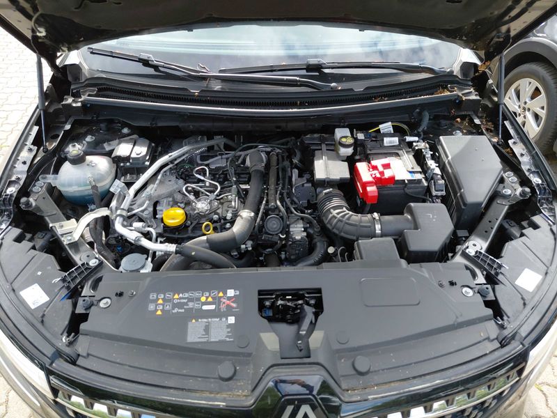 Renault Austral 1.3 TCe Mild-Hybrid Evolution — zdjęcie 8