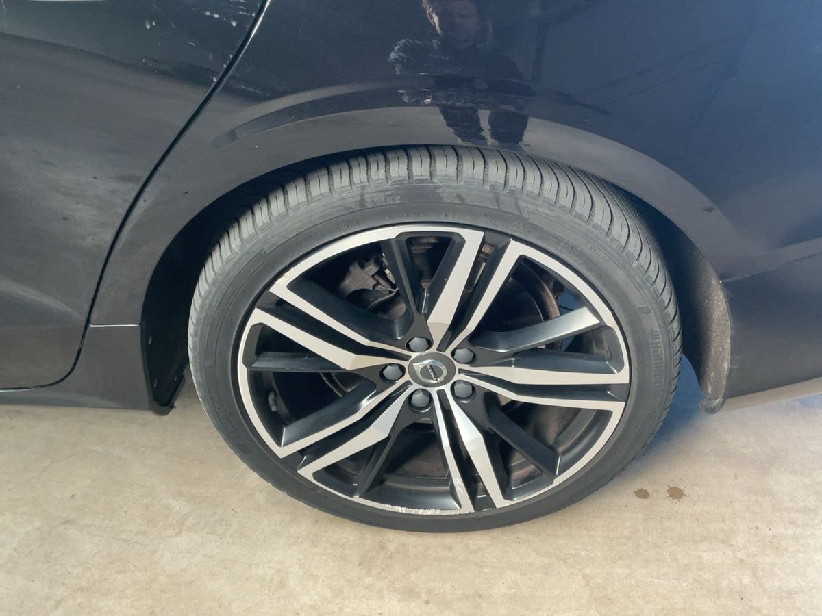 Volvo V60 2020 — photo 6