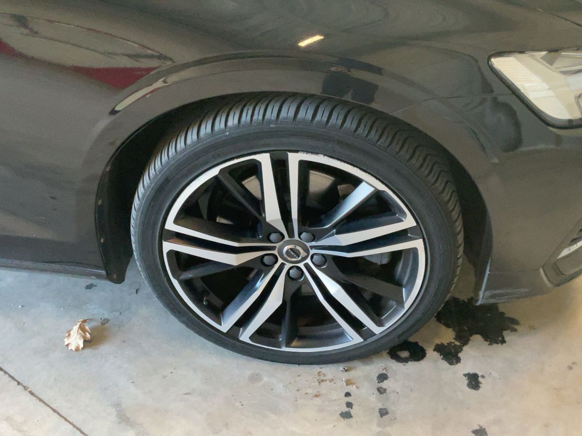 Volvo V60 2020 — photo 12