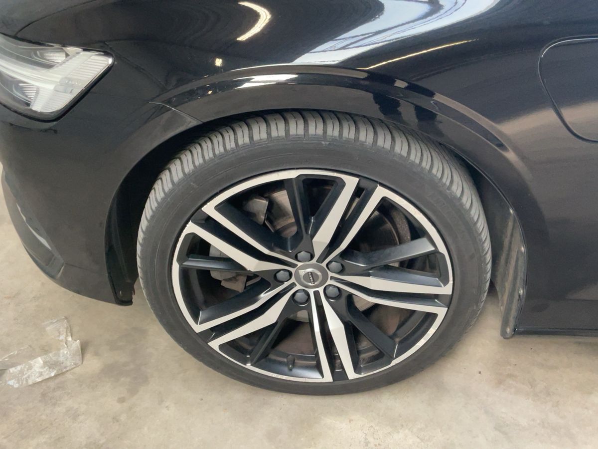 Volvo V60 2020 — photo 4