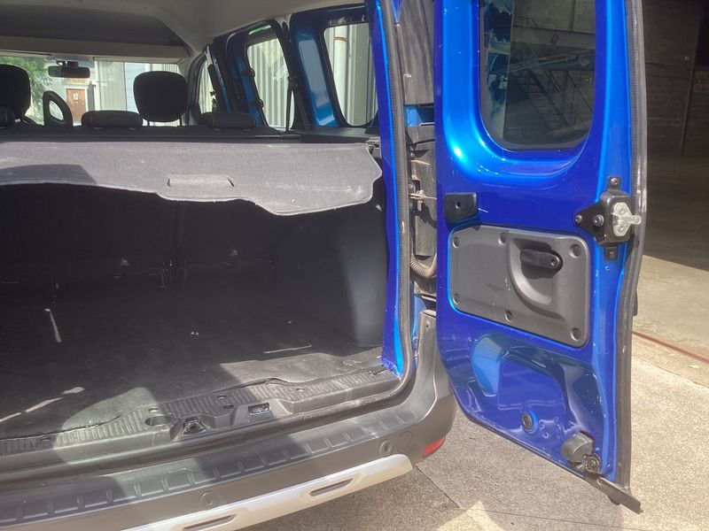 Dacia Dokker 1.3 TCe Stepway 2020 – снимка 30
