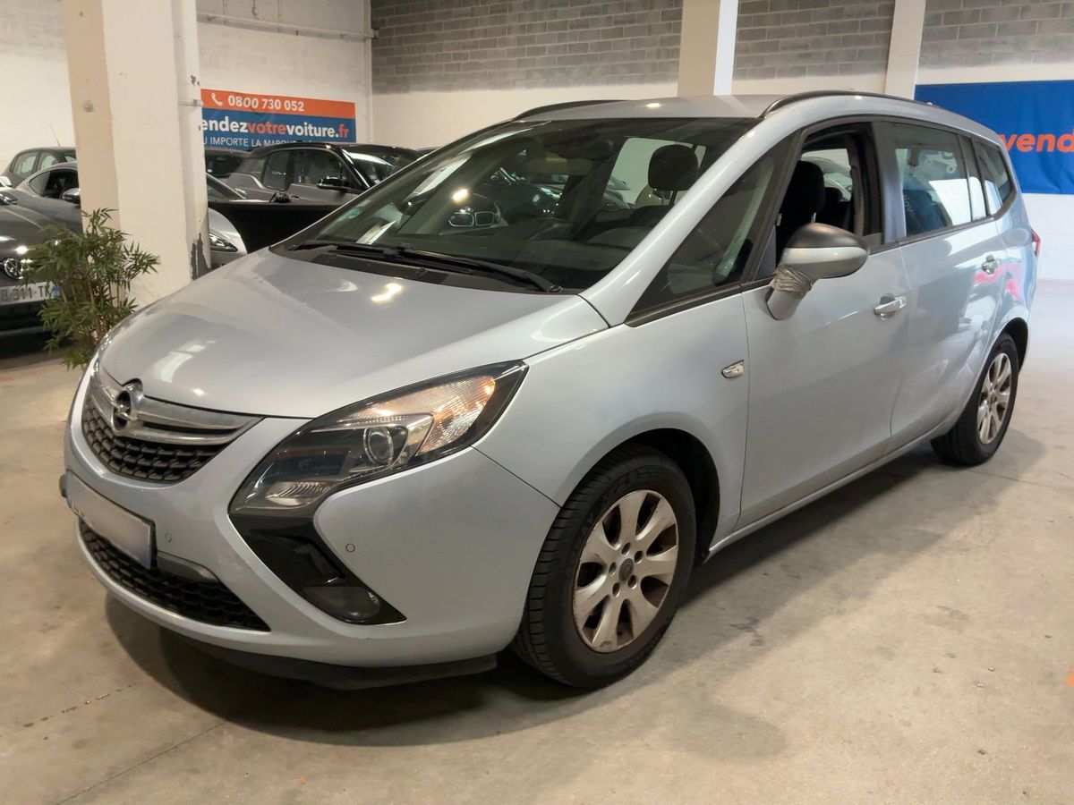 Opel Zafira 2016