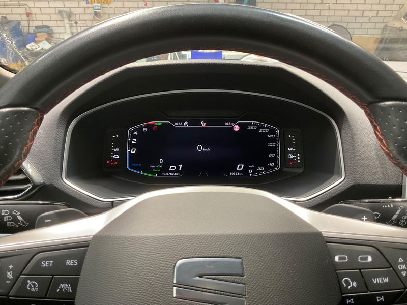 Seat Tarraco 1.4 TSI e-HYBRID FR — zdjęcie 13