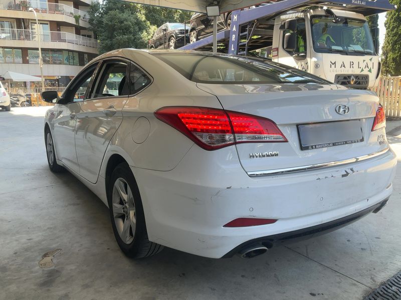 Hyundai i40 1.7 CRDi Style 2012 – снимка 6