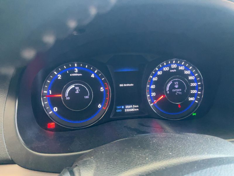 Hyundai i40 1.7 CRDi Style 2012 – снимка 18