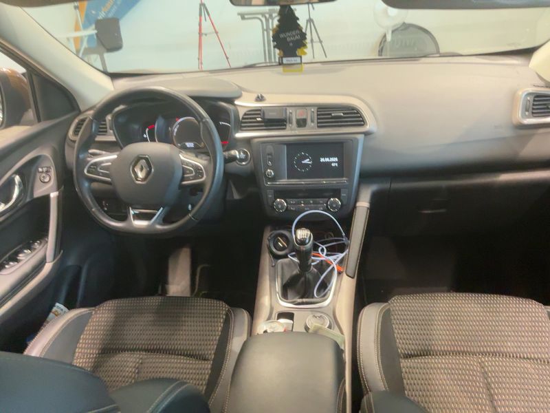 Renault Kadjar 1.6 dCi Energy XMOD 4x4 — zdjęcie 12