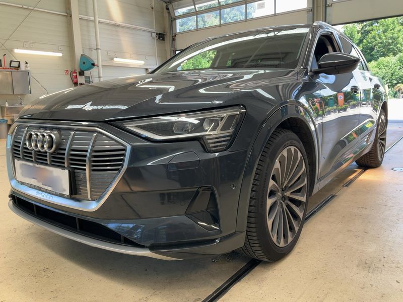 Audi e-tron 55 quattro Advanced