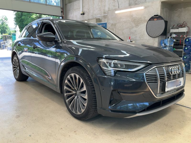 Audi e-tron 55 quattro Advanced — zdjęcie 8