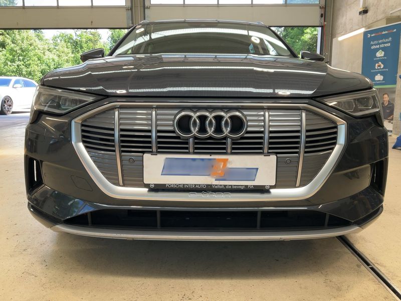 Audi e-tron 55 quattro Advanced — zdjęcie 9