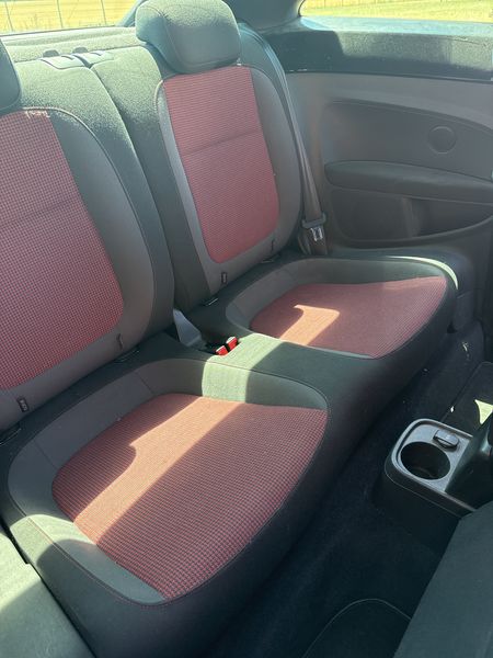 Volkswagen Beetle 1.6 TDI Fender Edition — zdjęcie 14