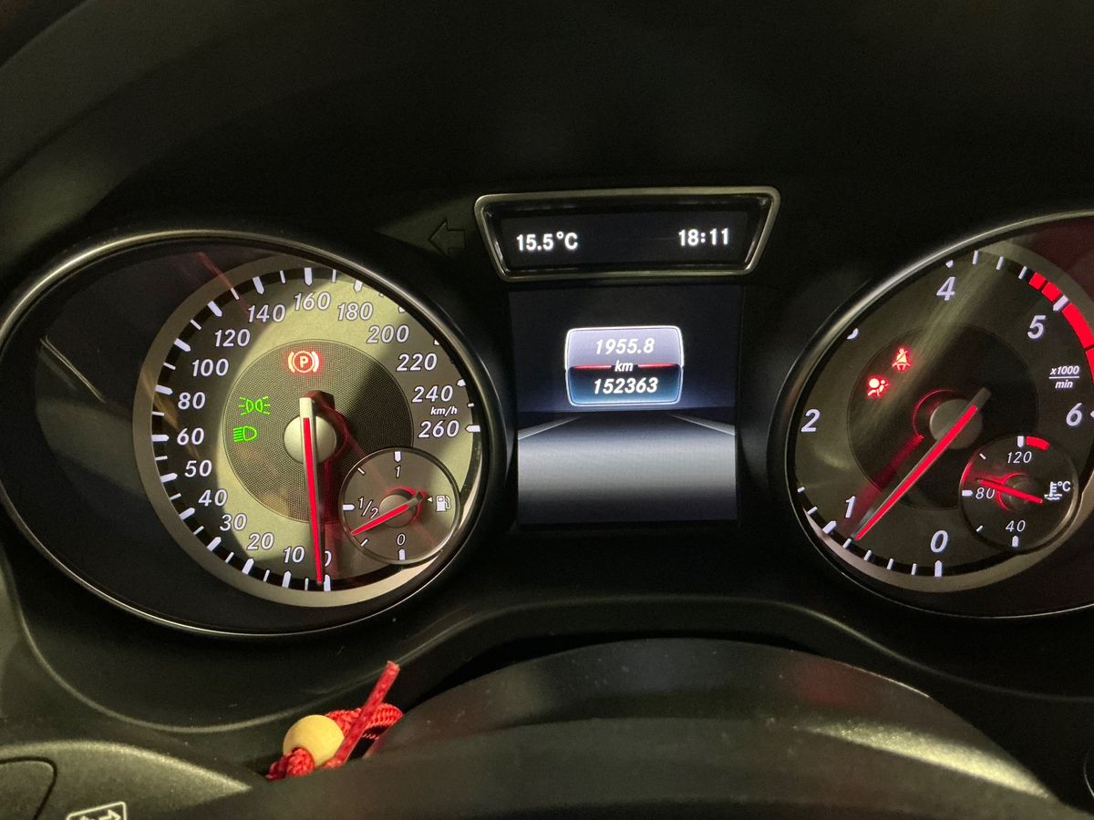 Mercedes-Benz CLA-Klasse 2016 — photo 19