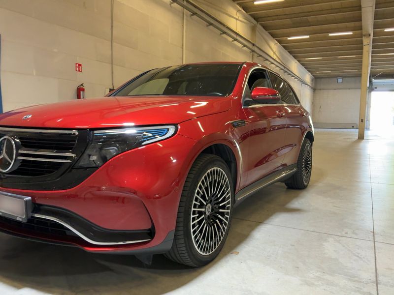 Mercedes-Benz EQC electric drive 300 kW 4Matic AMG Line — zdjęcie 2
