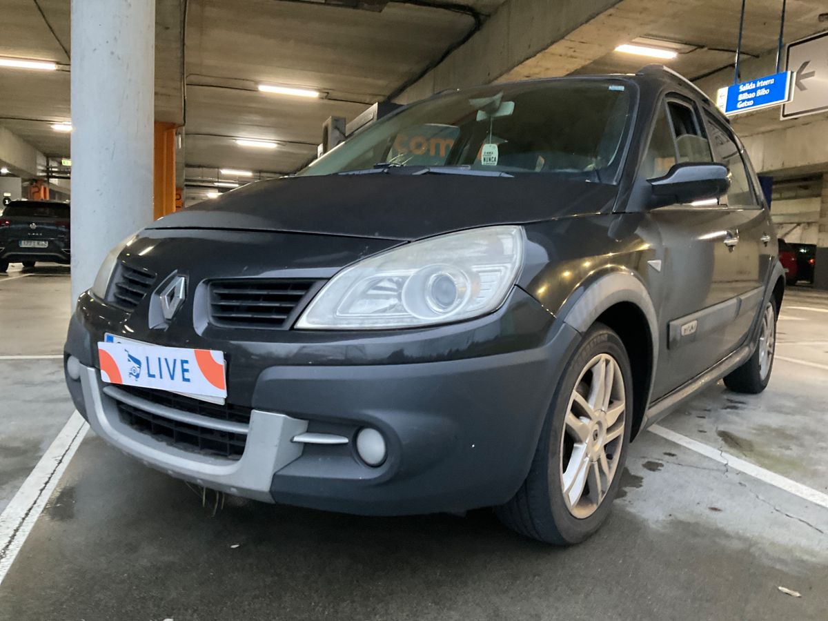 Renault Scenic 1.9 dCi Adventure by Coronel Tapiocca