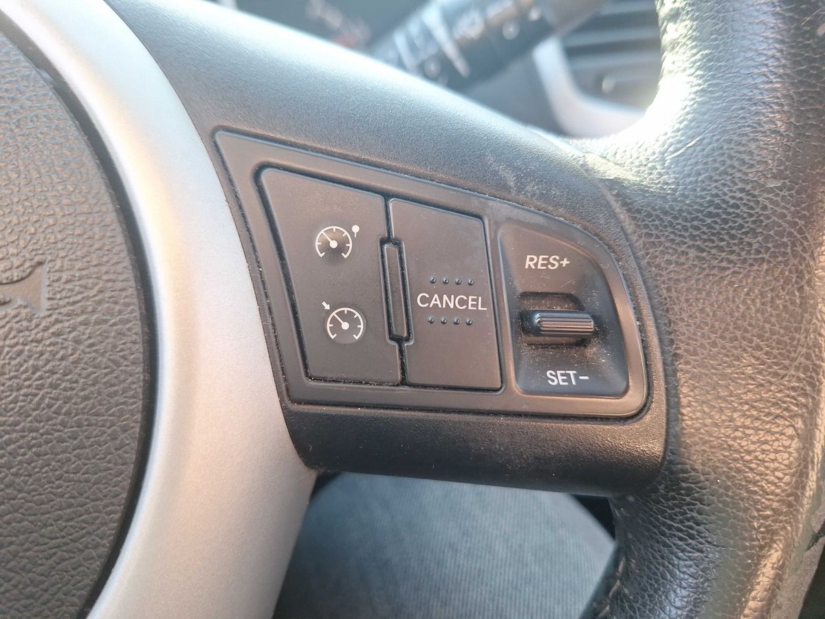 Kia Venga 2010 — photo 69