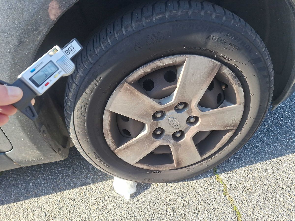 Kia Venga 2010 — photo 81