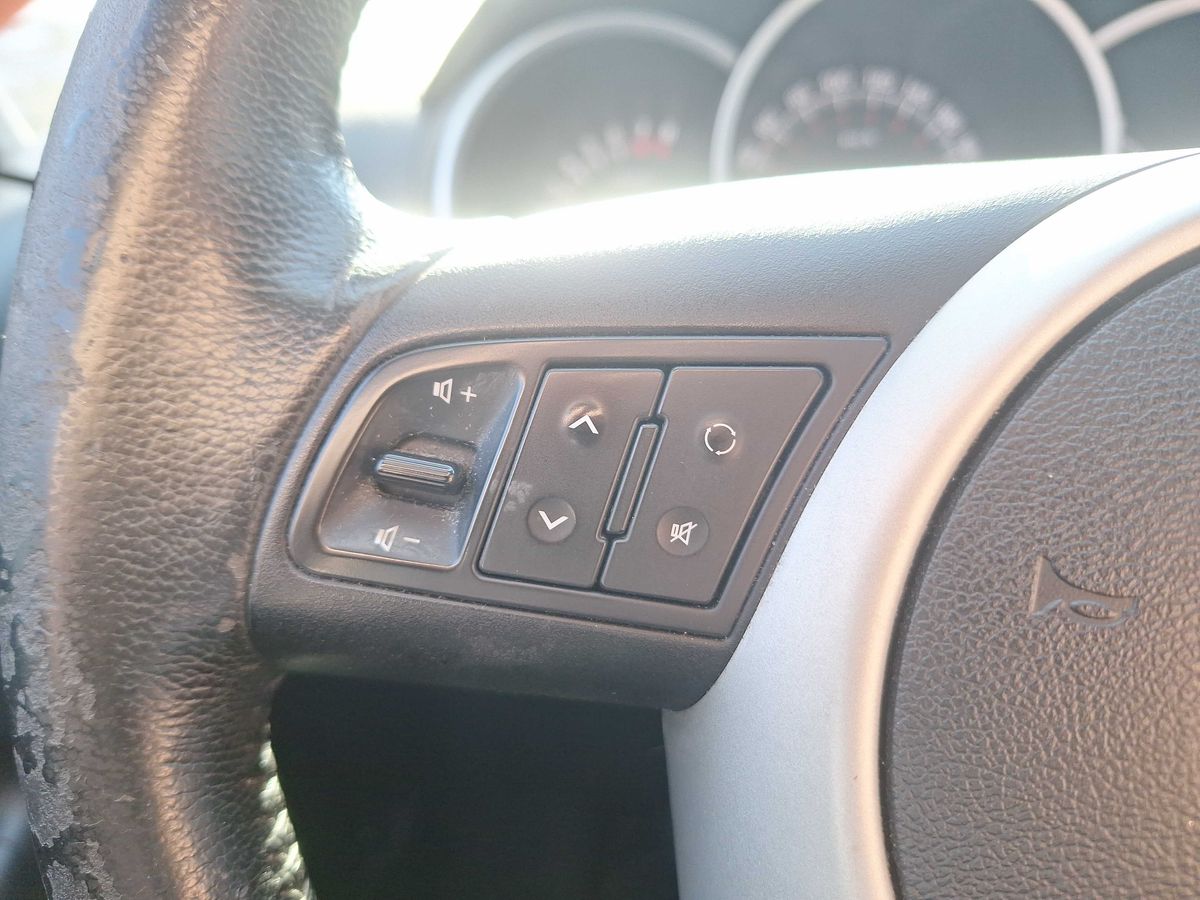 Kia Venga 2010 — photo 70