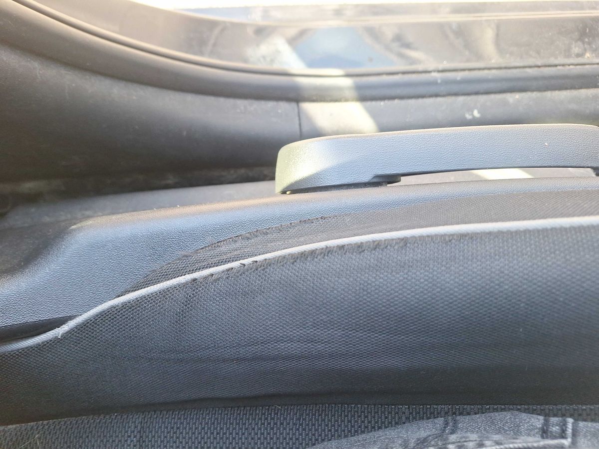 Kia Venga 2010 — photo 39