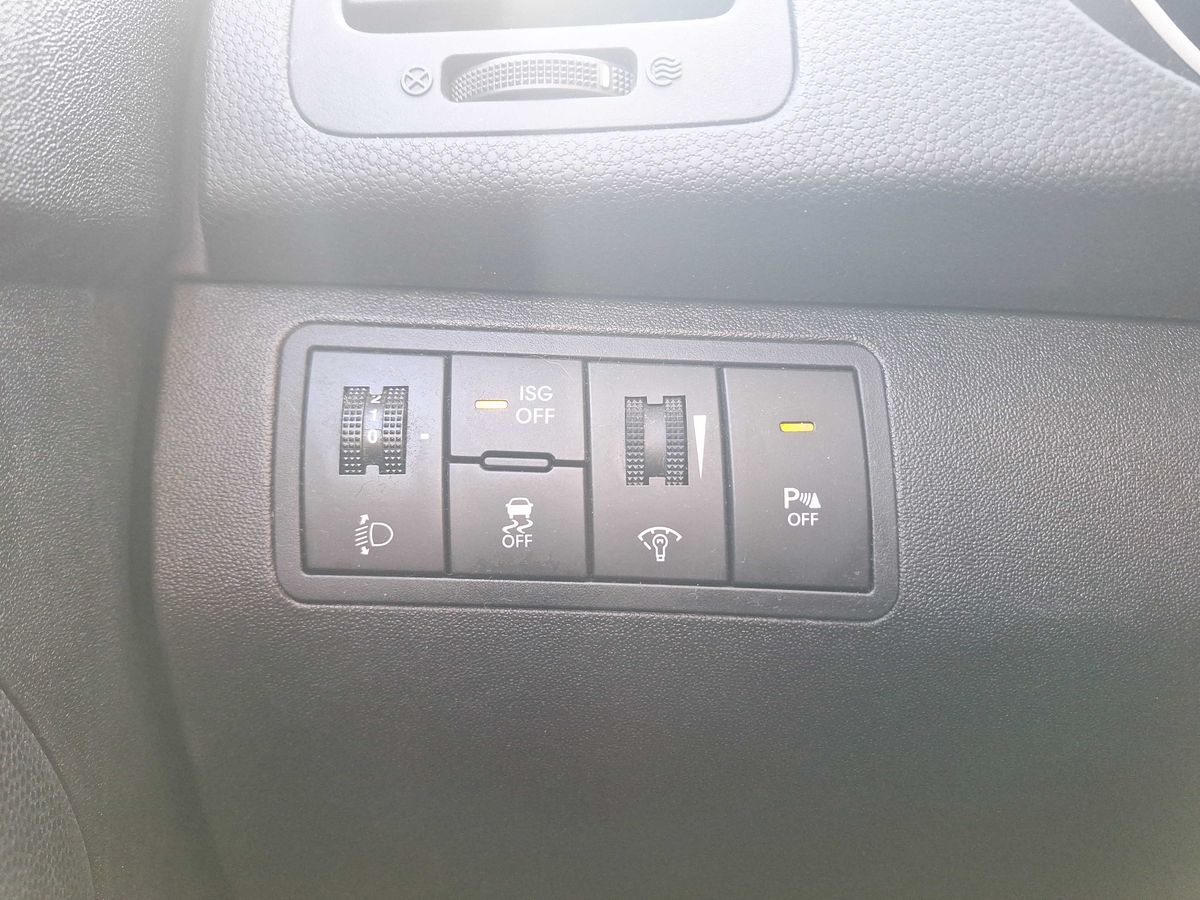 Kia Venga 2010 — photo 75
