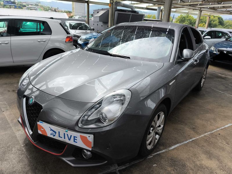 2015 Alfa Romeo Giulietta