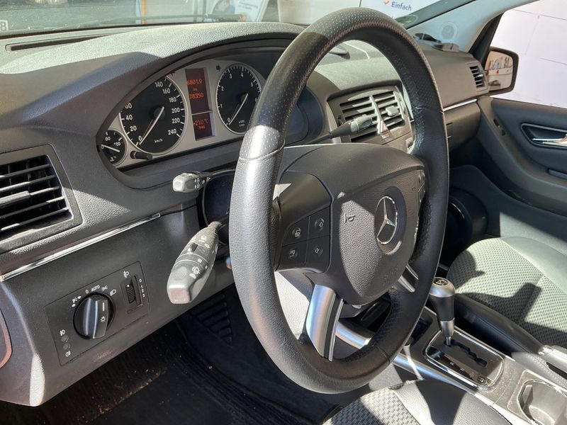 Mercedes-Benz B-Klasse B 200 2010 – снимка 26