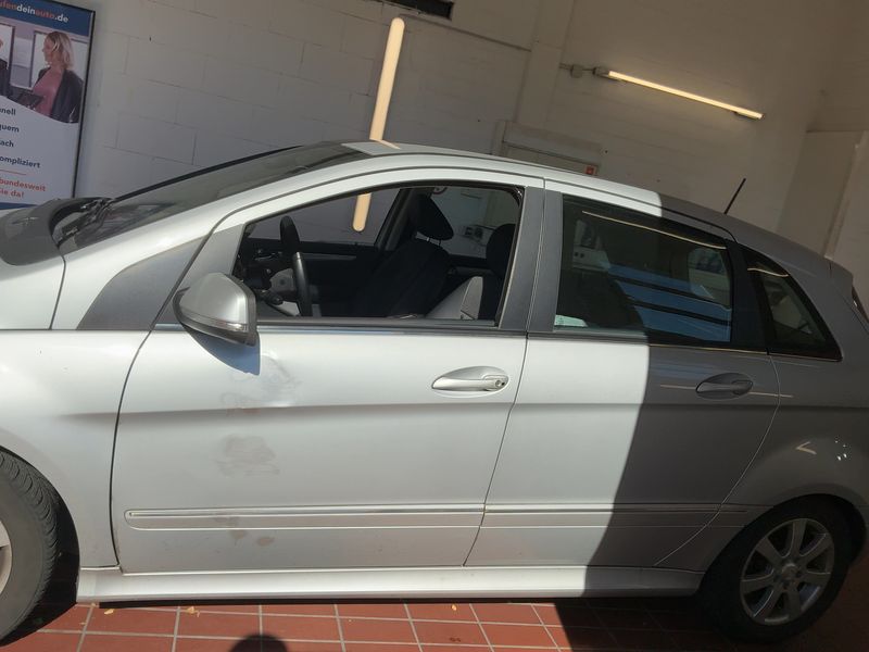 Mercedes-Benz B-Klasse B 200 2010 – снимка 4