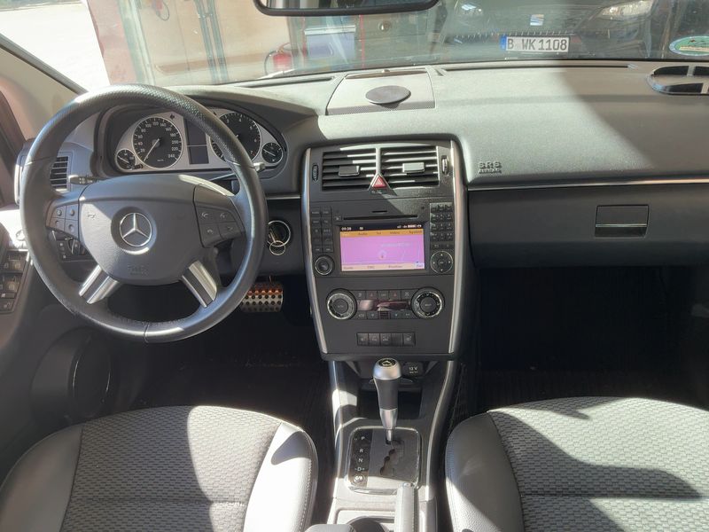 Mercedes-Benz B-Klasse B 200 2010 – снимка 18