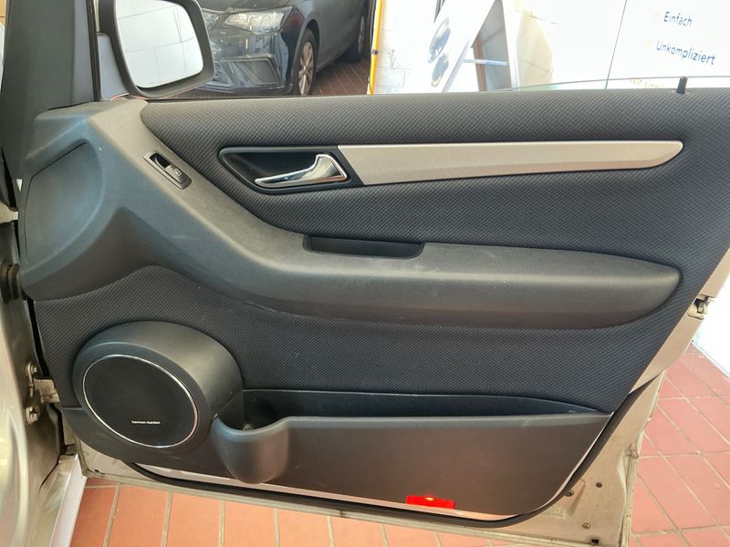 Mercedes-Benz B-Klasse B 200 2010 – снимка 28