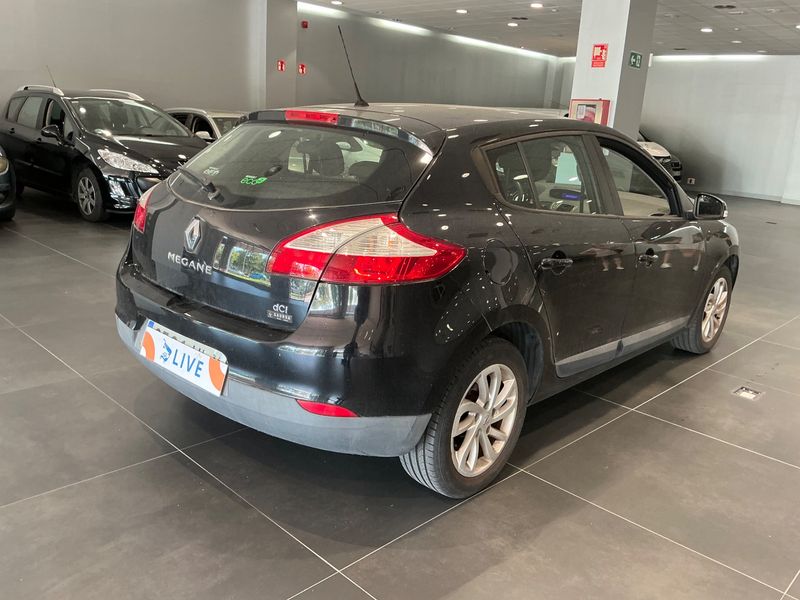 Renault Megane 1.5 dCi Expression 2012 – снимка 2