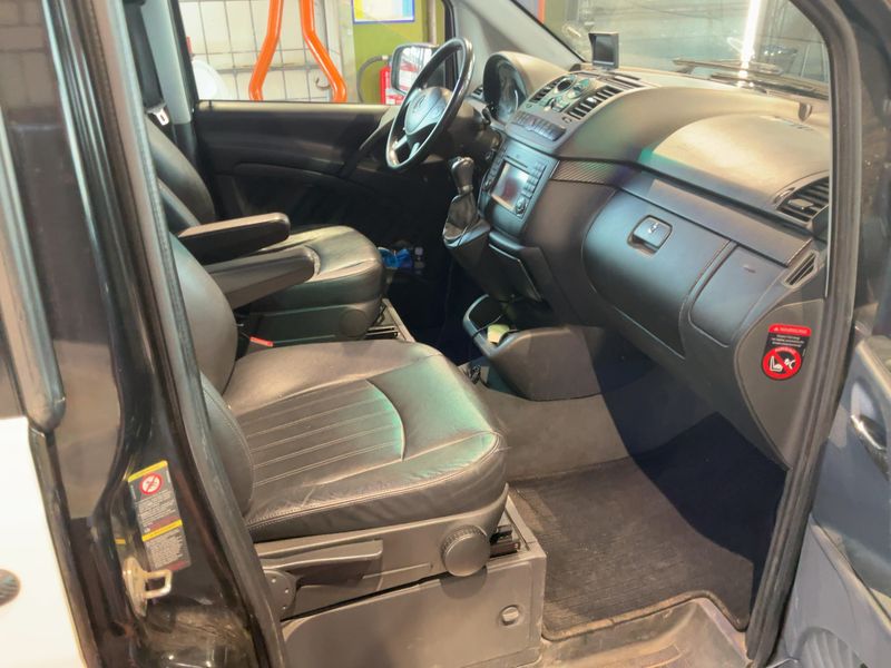 Mercedes-Benz Viano 3.0 CDI extralang BlueEfficiency Ambiente — zdjęcie 11