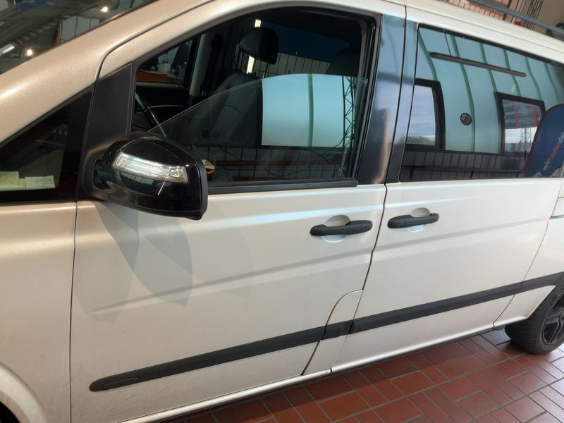 Mercedes-Benz Viano 3.0 CDI extralang BlueEfficiency Ambiente — zdjęcie 4