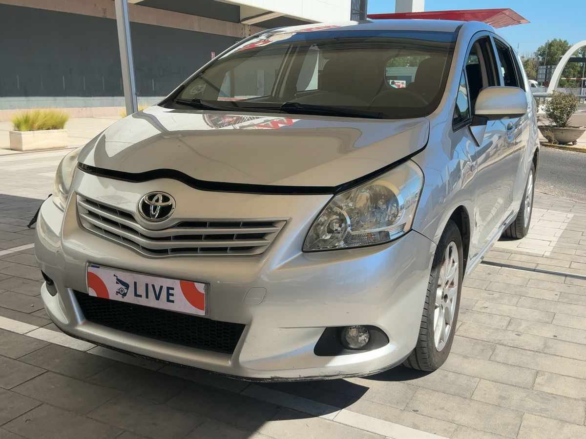 Toyota Verso 2.0 D-4D Advance