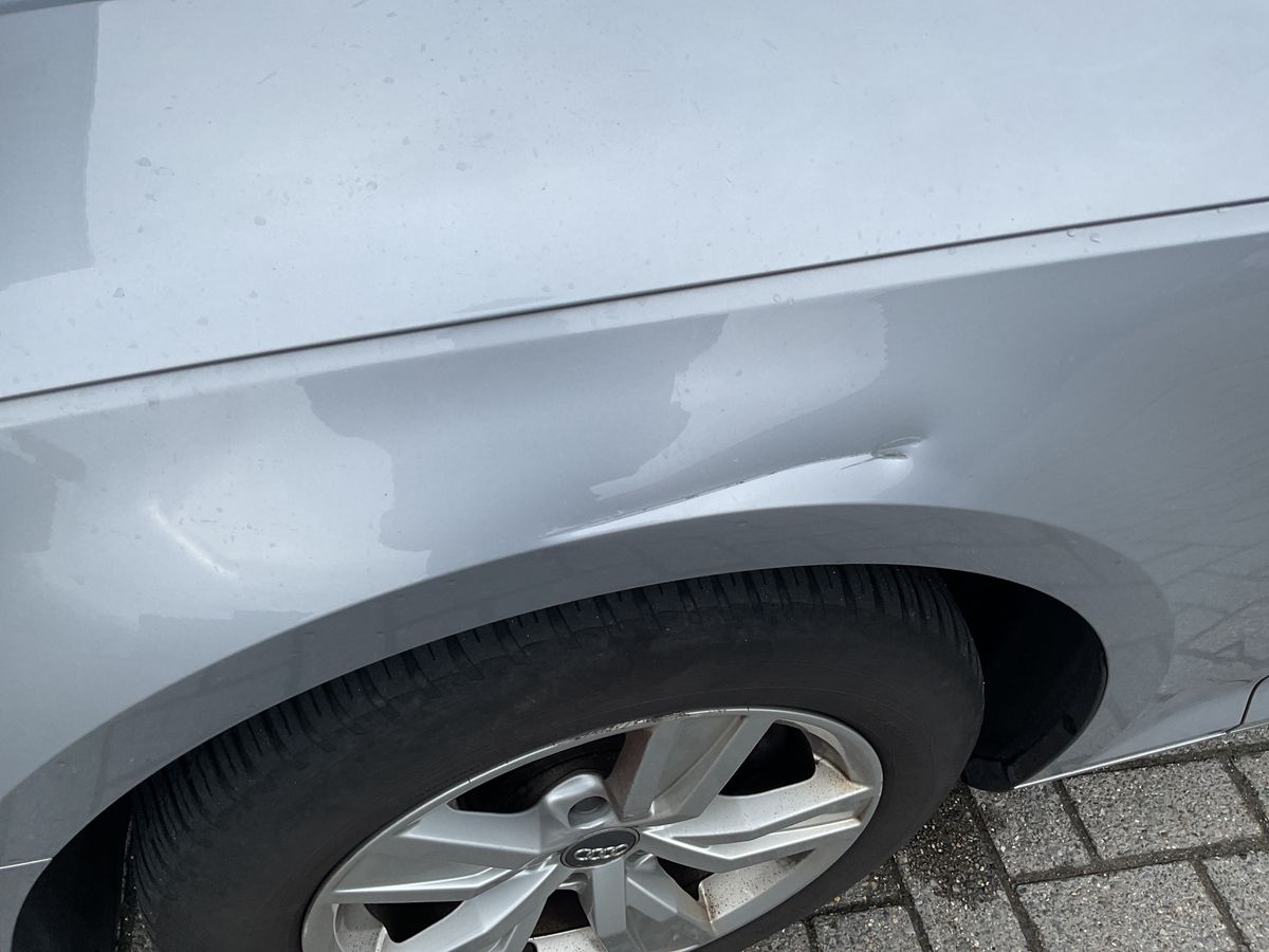 Audi A4 2018 — photo 29