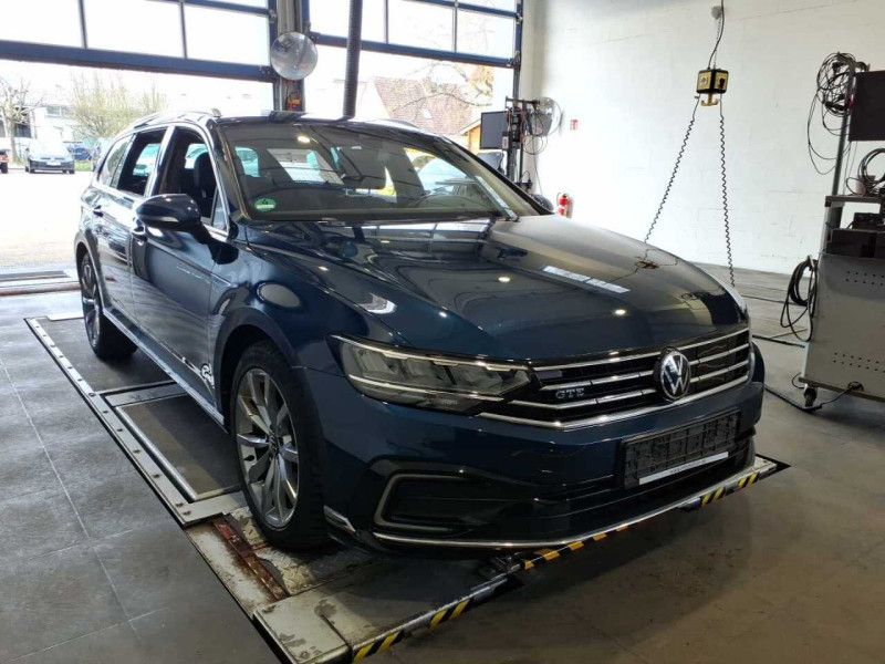 Volkswagen Passat 2021