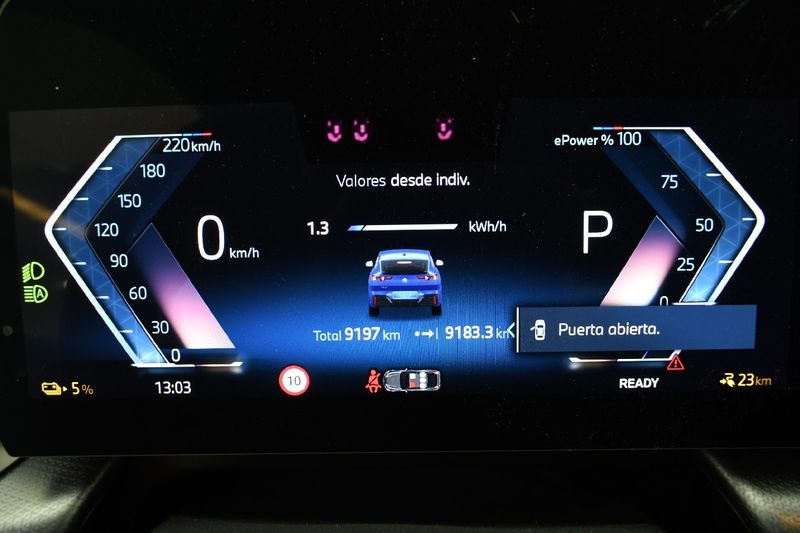 BMW iX2 eDrive20 M Sport — zdjęcie 12
