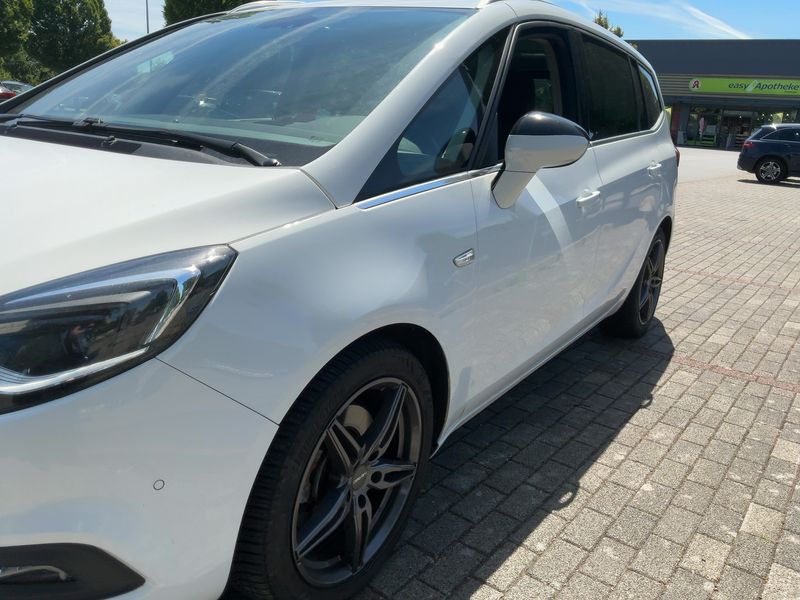Opel Zafira Tourer 2.0 CDTI Business Innovation — zdjęcie 2