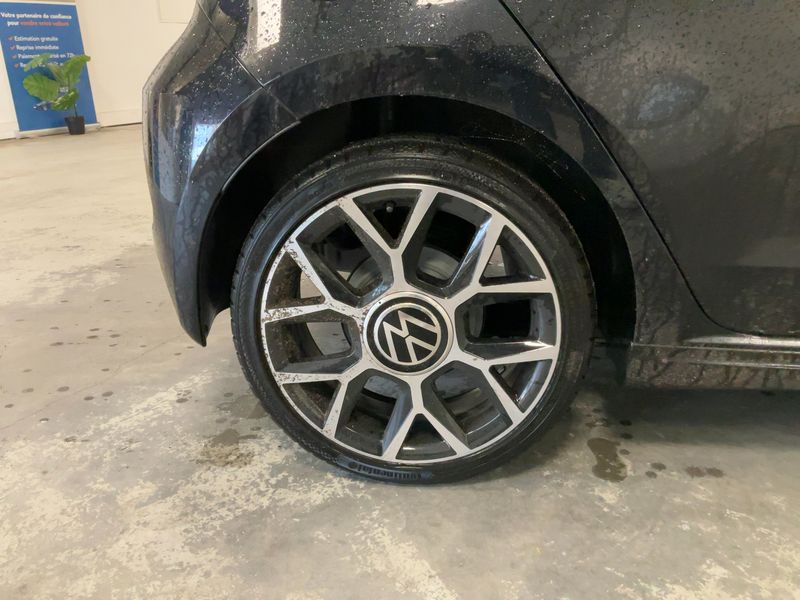 Volkswagen up! 1.0 TSI GTI 2022 – снимка 9