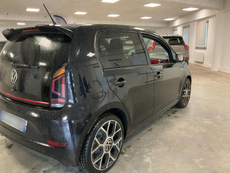 Volkswagen up! 1.0 TSI GTI — zdjęcie 6